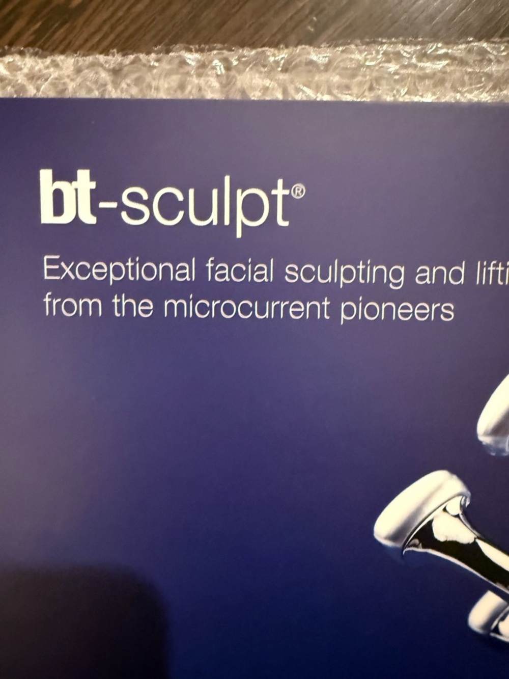Bio-Therapeutic bt-sculpt Microcurrent Facial Toning System NEW/Open box - Picture 3 of 16